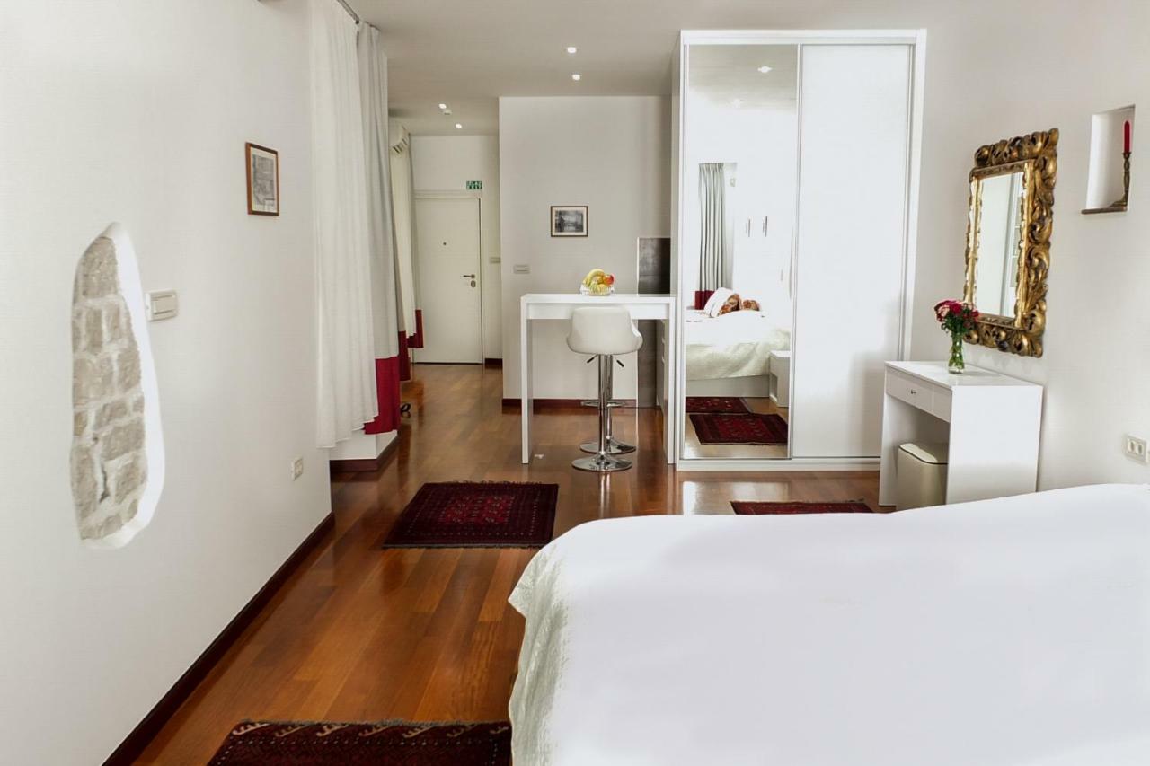 Old Square Studio Apartment Σπλιτ Εξωτερικό φωτογραφία